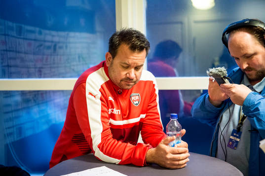 Rosengårds tränare Jack Majgaard Jensen deppar