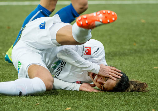 Rosengårds Marta Viera Da Silva skadar sig