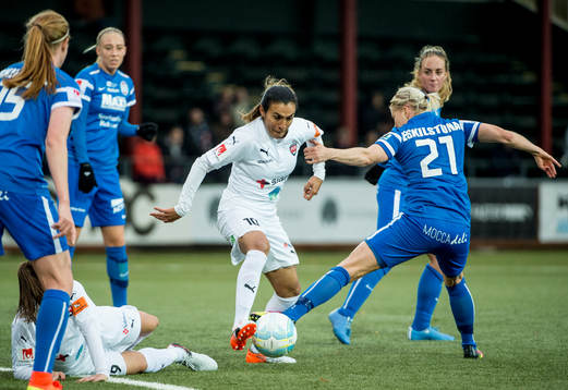 Rosengårds Iva Landeka och Marta Viera Da Silva mot