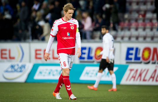 Kalmars Rasmus Elm deppar
