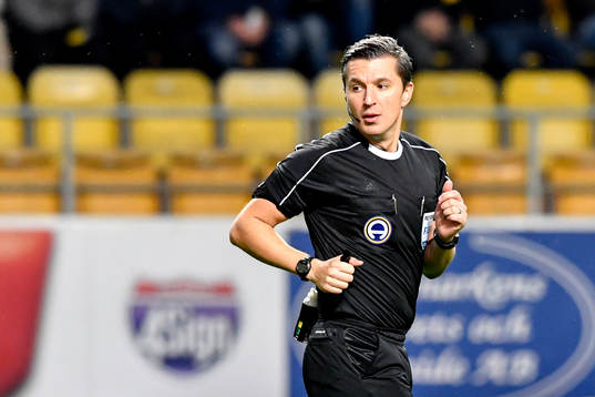 Domaren Bojan Pandzic