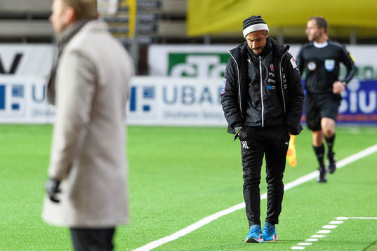 Helsingborgs manager Henrik Larsson deppar