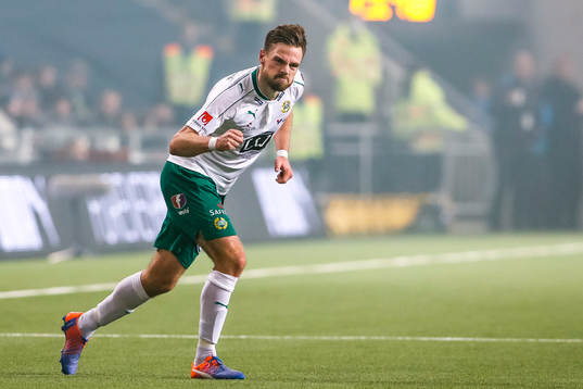 Hammarbys Arnór Smárason jublar