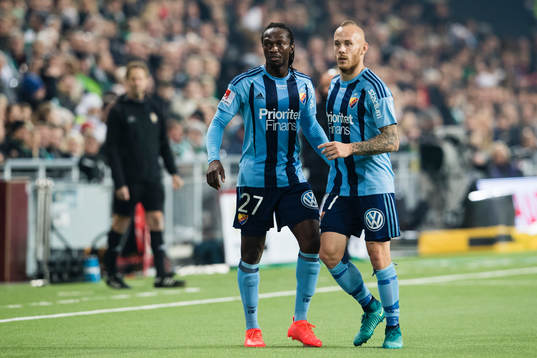 Djurgårdens Kebba Ceesay och Hammarbys Mats Solheim