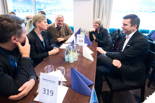 IFK Göteborgs sportchef Mats Gren, Elisabeth Anderton,