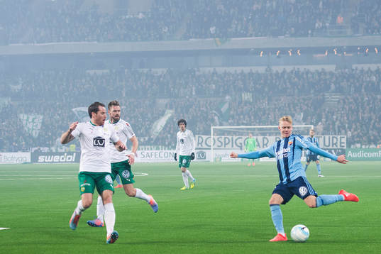 Hammarbys Johan Persson och Djurgårdens Elliot Käck