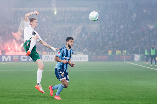 Hammarbys Birkir Már Saevarsson och Djurgårdens Othman El