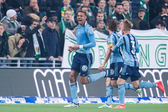Djurgårdens Mathias Ranegie jublar