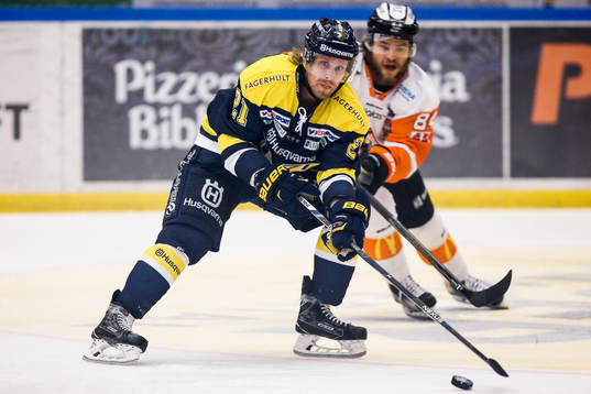 s Mattias Tedenby och Karlskronas Jimmy Andersson