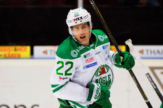 Rögles Sebastian Wännström jublar