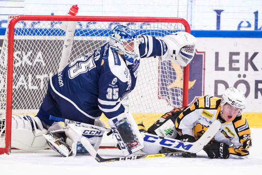 Leksands målvakt Atte Engren och Skellefteås Andreas