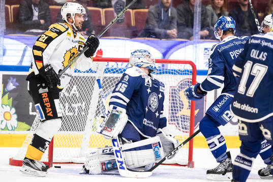 Skellefteås Jimmie Ericsson jublar