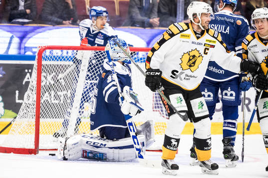Skellefteås Jimmie Ericsson jublar