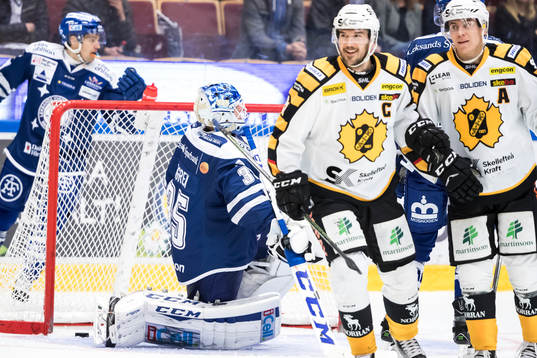 Skellefteås Jimmie Ericsson jublar