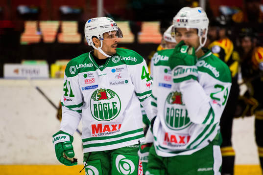 Rögles Daniel Widing och Ludvig Rensfeldt deppar