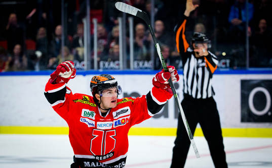 Örebros Petr Zamorsky gör 2-2 och jublar