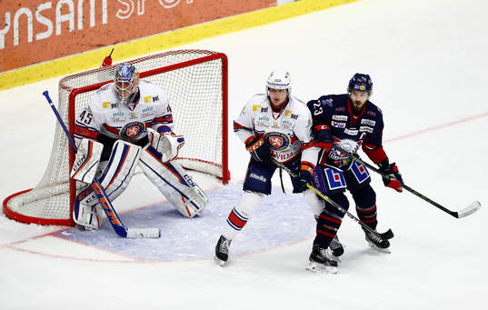 Växjös målvakt Viktor Andrén, Linköpings Niklas Persson