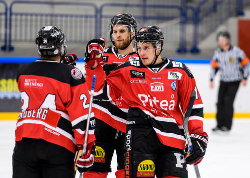 Bläddra bland fler bilder av Ishockey, Hockeyettan Norra, Piteå - Vännäs