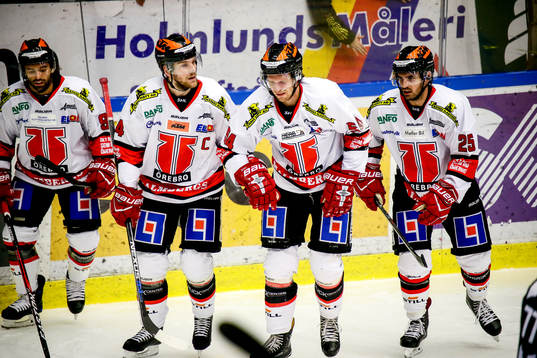Örebros Tom Wandell , Peter Andersson  och Martin Johansson