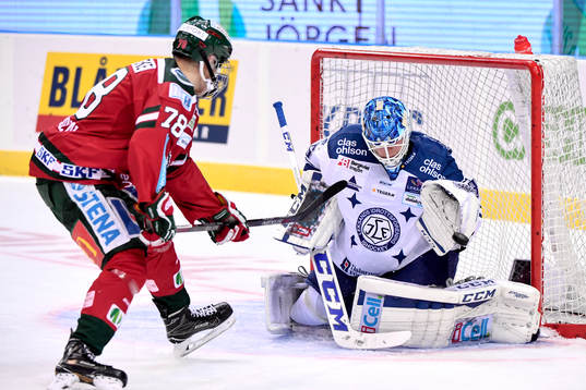 Frölundas Kristian Vesalainen och Leksands målvakt Atte