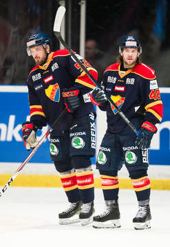 Djurgårdens Mikael Ahlén och Mikko Kousa deppar