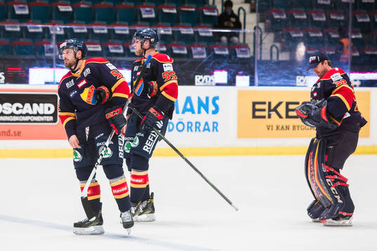 Djurgårdens Mikael Ahlén , Alexander Urbom och målvakt