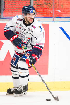 Linköpings Garret Roe i aktion