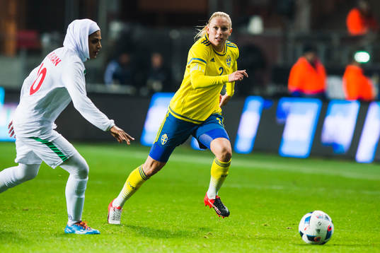 Irans Tahereh Salimpoor och Sveriges Jonna Andersson