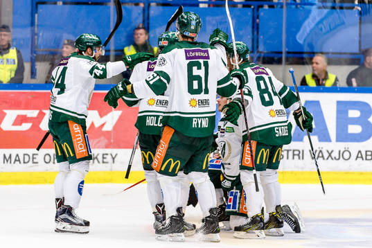 Färjestads spelare jublar