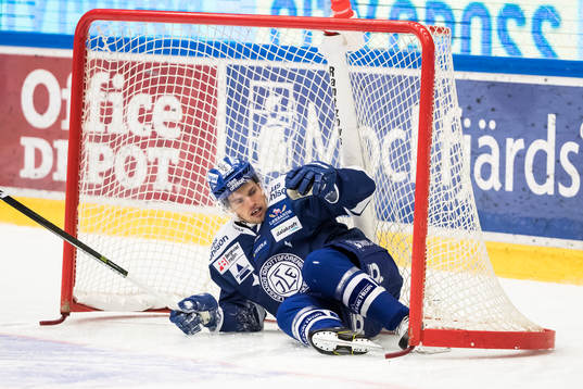 Leksands Eric Castonguay i ishockeymatchen i SHL mellan
