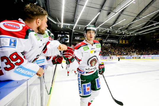 Frölundas Johan Sundström jublar