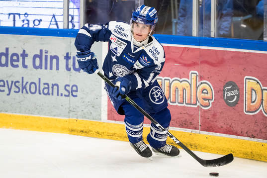 Leksands Oskar Lang i ishockeymatchen i SHL mellan Leksand