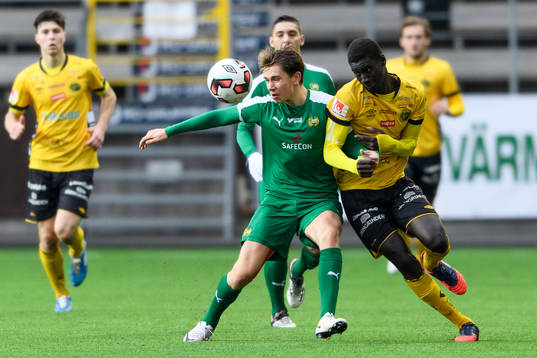 Hammarbys Samuel Persson och Elfsborgs Marokhy Ndione