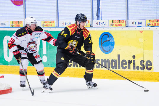 Malmö Redhawks Erik Forssell och Brynäs Daniel Paille