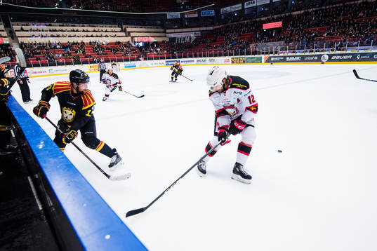 Brynäs Simon Bertilsson och Malmö Redhawks Andreas