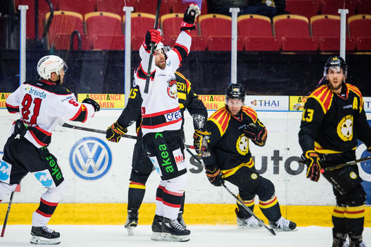 Malmö Redhawks Andreas Thuresson jublar