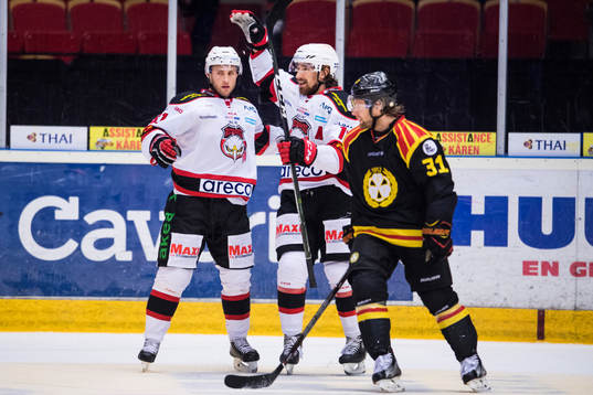 Malmö Redhawks Ilari Filppula och Andreas Thuresson jublar