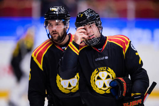 Brynäs Simon Bertilsson och Ponthus Westerholm