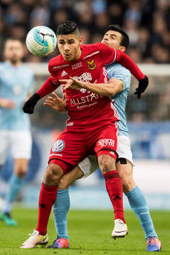 Östersunds Hosam Aiesh och Malmö FFs Behrang Safari