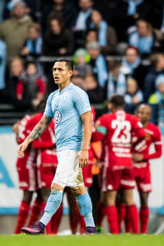 Malmö FFs Yoshimar Yotún deppar