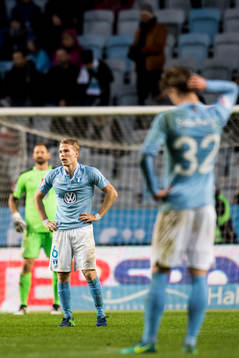 Malmö FFs Oscar Lewicki, målvakt Johan Wiland och Mattias