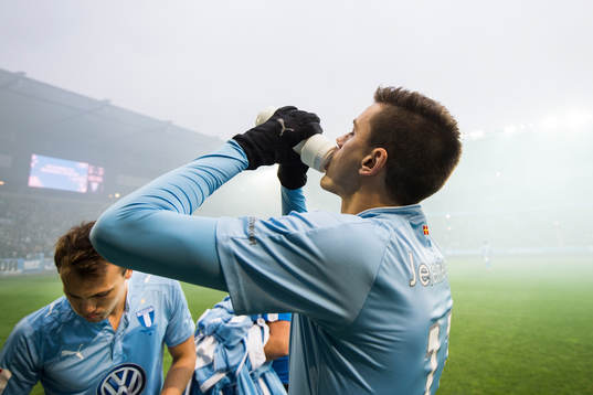 Malmö FFs Magnus Wolff Eikrem och Alexander Jeremejeff