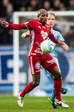 Östersunds Fouad Bachirou och Malmö FFs Oscar Lewicki