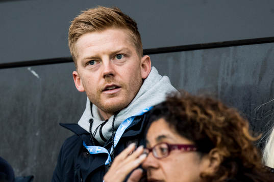 Malmö FFs skadade Anders Christiansen på läktaren