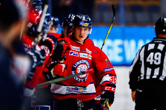 Linköpings Jacob Lilja jublar