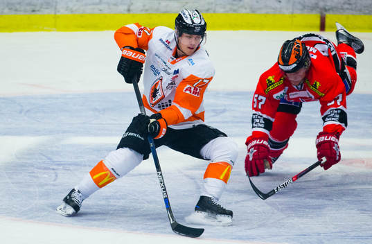 Karlskronas Joel Kellman och Örebros Johan Motin