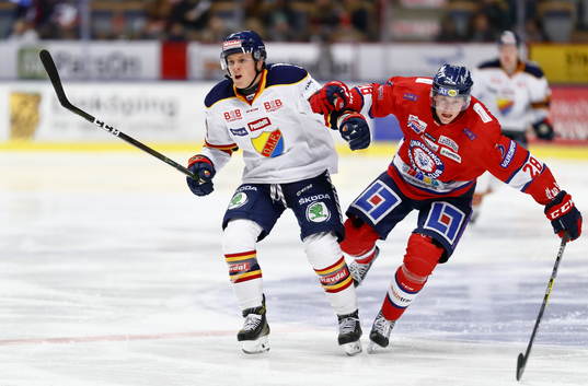 Djurgårdens Patrik Lundh och Linköpings Emil Kristensen