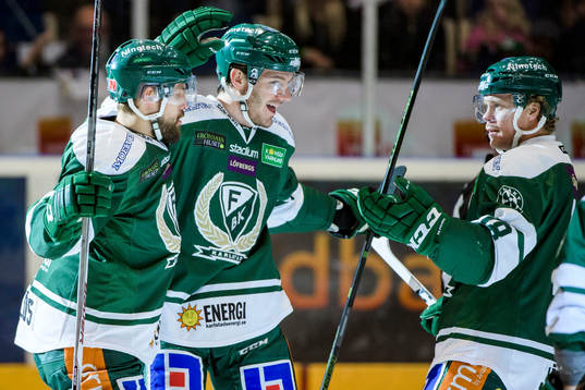 Färjestads Jonas Holös jublar