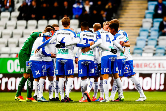 Norrköpings spelare före  fotbollsmatchen i Allsvenskan