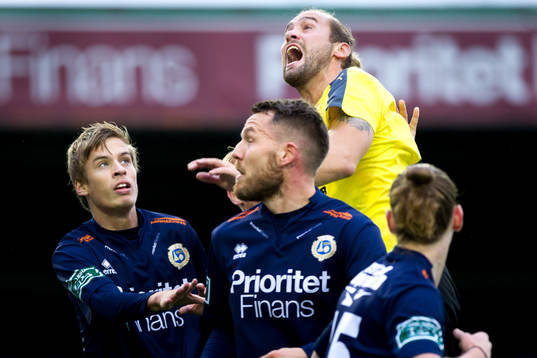 Bläddra bland fler bilder av Fotboll, Division 1 Södra, Utsikten - Mjällby